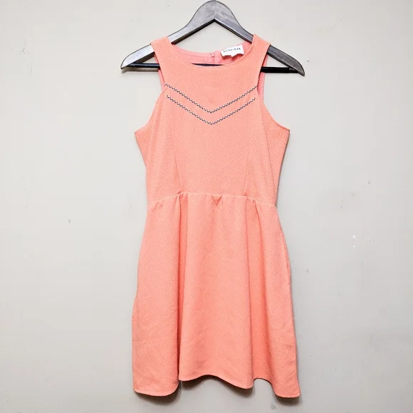 peach fit and flare dress Buy Peach Cotton Flax Open-Back Fit and Flare Knee Length Dress Online at  SeamsFriendly main image 1